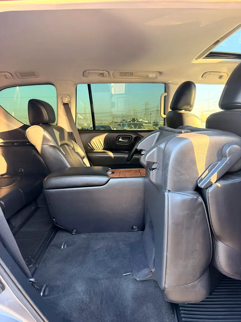 2021 Nissan Armada SL  - FULL OPTION - Image 12