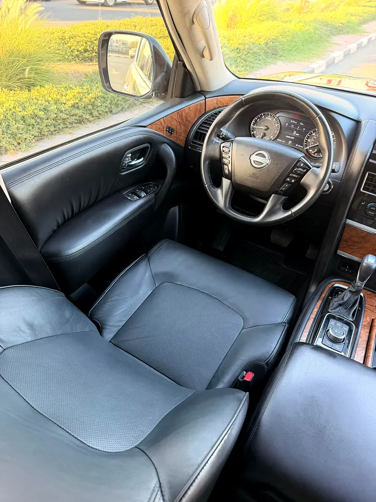 2021 Nissan Armada SL  - FULL OPTION - Image 14
