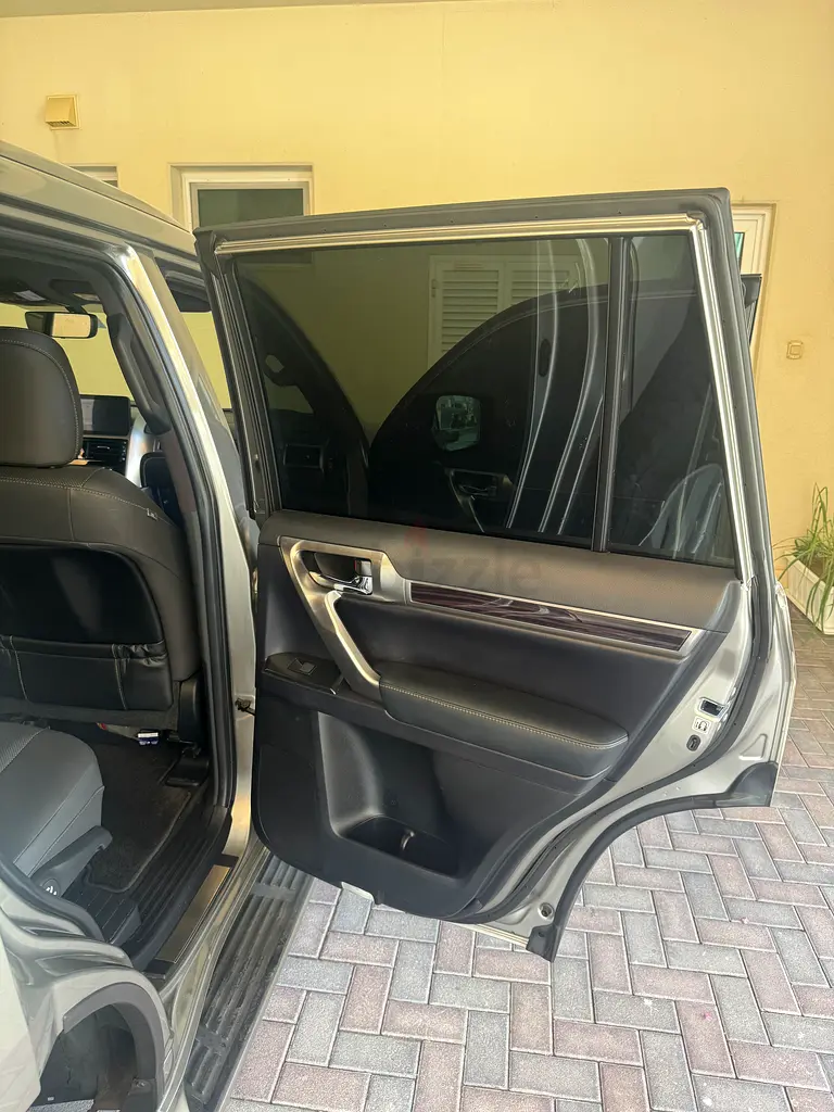 Lexus GX 460 Premium 2023 | GCC Specs | Low Mileage | Luxury SUV - Image 20