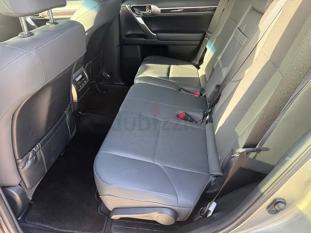 Lexus GX 460 Premium 2023 | GCC Specs | Low Mileage | Luxury SUV - Image 8