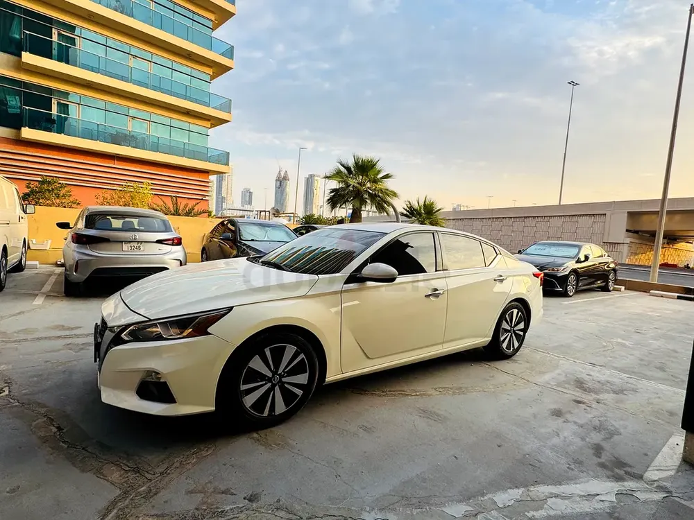 Nissan altima 2019 - Image 6