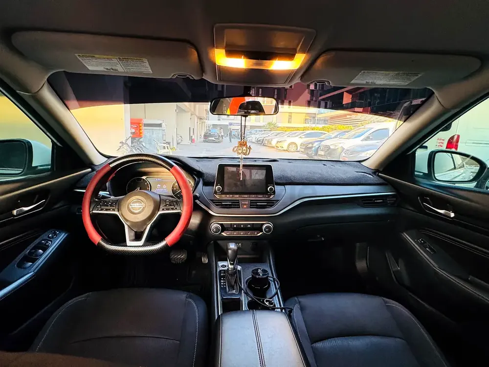 Nissan altima 2019 - Image 7