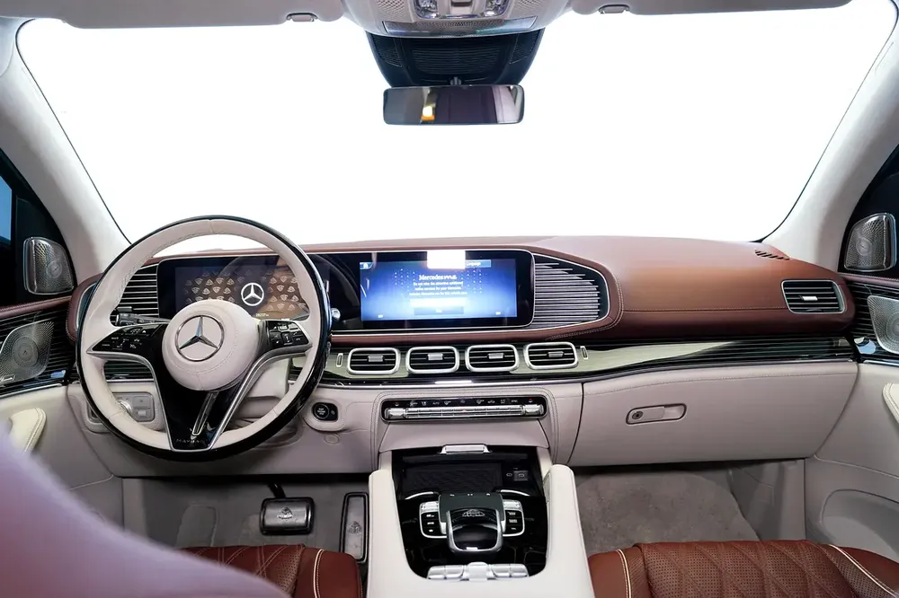 MAYBACH GLS 600 | GCC | REAR ENTERTAINMENT | BURMESTER AUDIO | DEALER WARRANTY - Image 10
