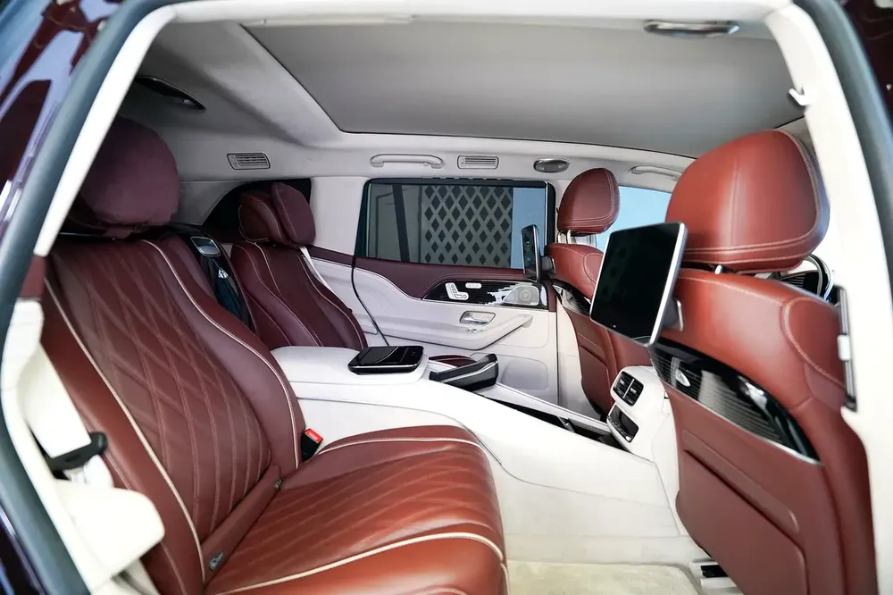 MAYBACH GLS 600 | GCC | REAR ENTERTAINMENT | BURMESTER AUDIO | DEALER WARRANTY - Image 11