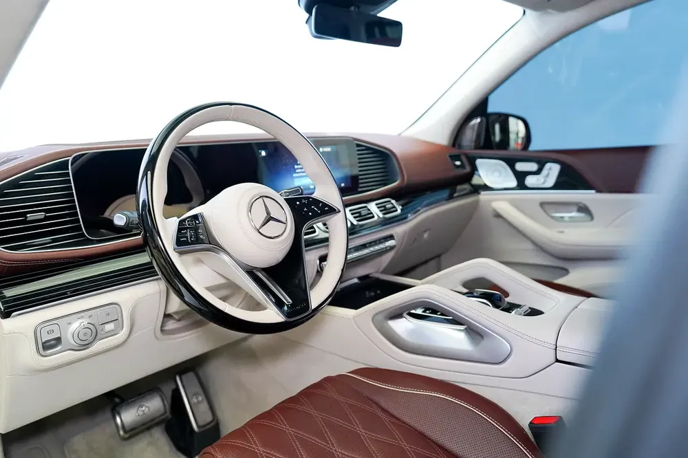 MAYBACH GLS 600 | GCC | REAR ENTERTAINMENT | BURMESTER AUDIO | DEALER WARRANTY - Image 7
