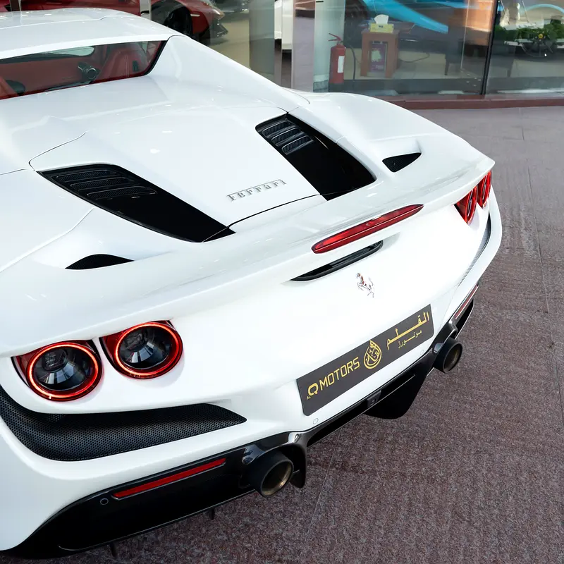 2021  FERRARI F8 SPIDER  DONE ONLY 7000KM - Image 5