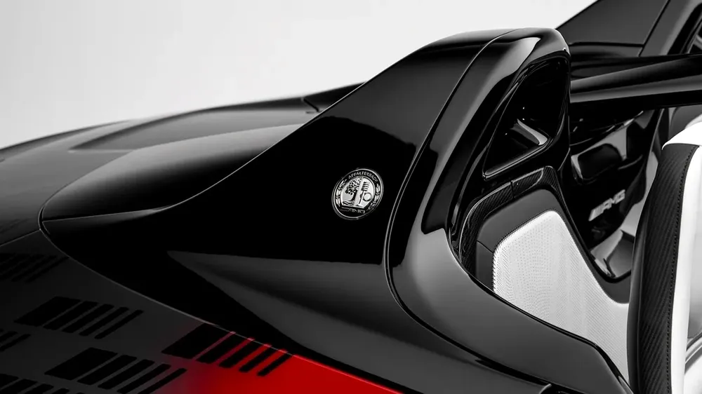 Mercedes-AMG PureSpeed - 1 of 250 - 2025 - GCC - Under Warranty - Image 17
