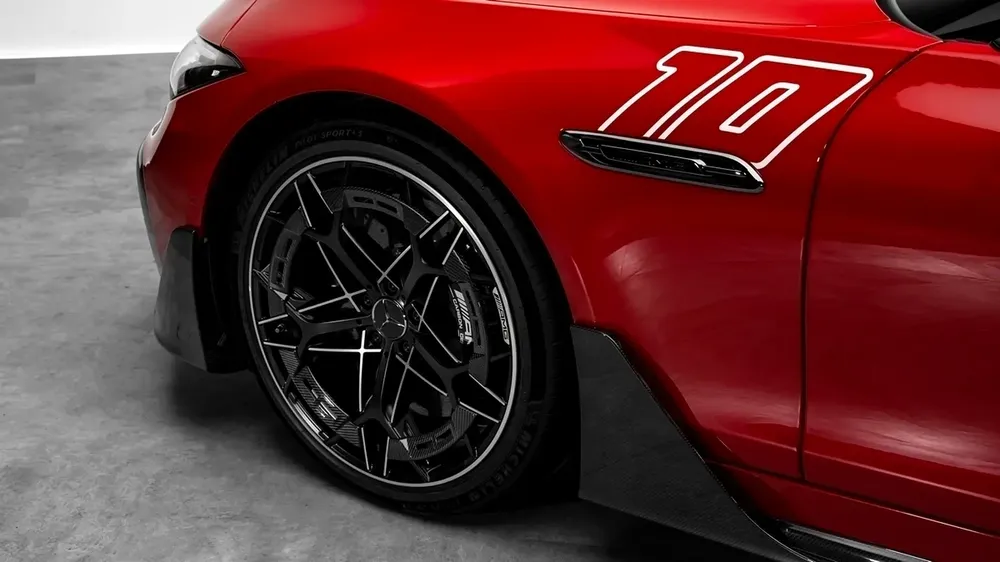 Mercedes-AMG PureSpeed - 1 of 250 - 2025 - GCC - Under Warranty - Image 4
