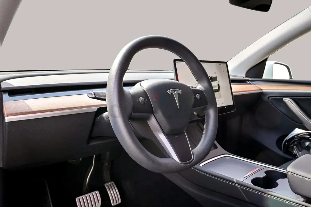 AED 1900/month | 2023 Tesla Model Y  | GCC Specs | Ref#421027 - Image 10