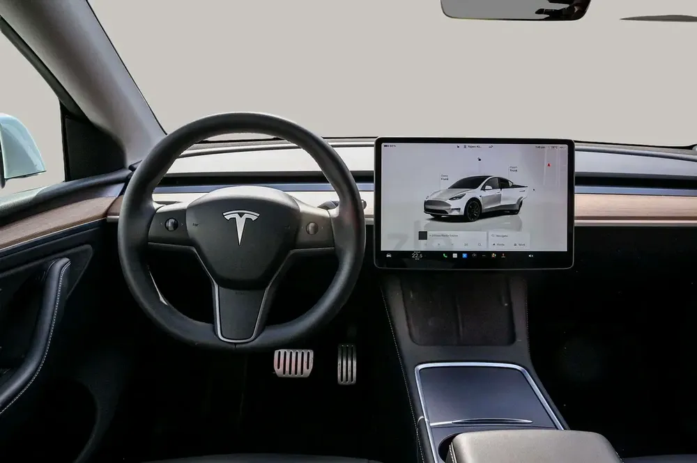 AED 1900/month | 2023 Tesla Model Y  | GCC Specs | Ref#421027 - Image 11