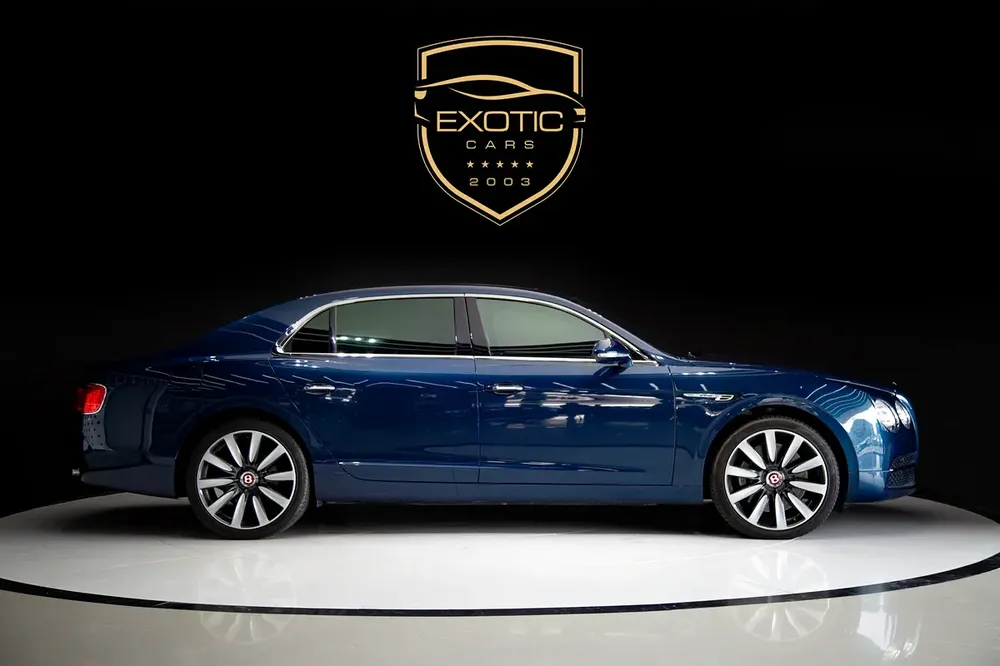 FLYING SPUR V8 | GCC CAR | LOW MILEAGE | WARRANTY AVAILABLE - Image 16
