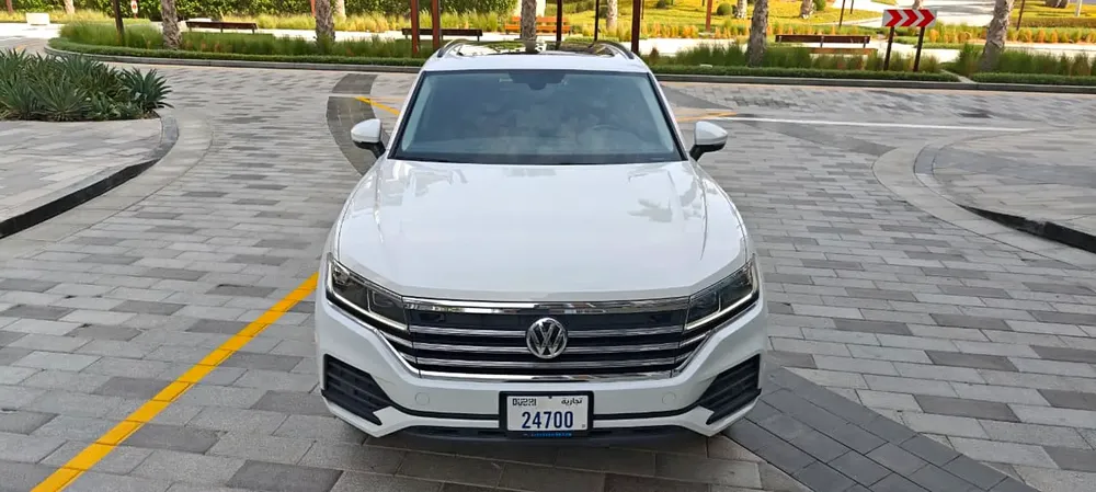 2020-Volkswagen Touareg-Excellent Condition-1 Year Warranty-Full Service History-Finance Available - Image 4