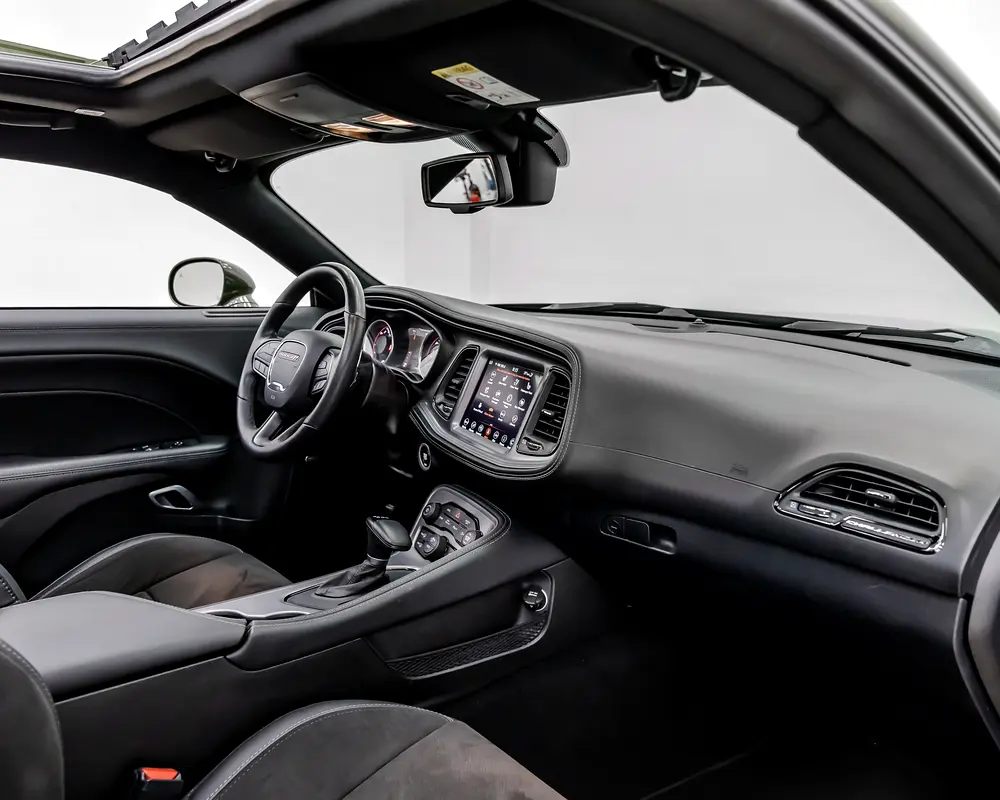 Dodge Challenger R/T 2023 GCC Specs - Low Mileage - Warranty - Image 8