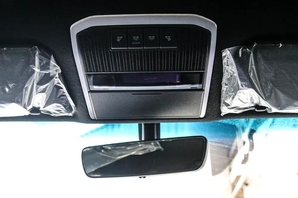 LAND CRUISER GXR V6 TURBO AX-A00 2026 - Image 13