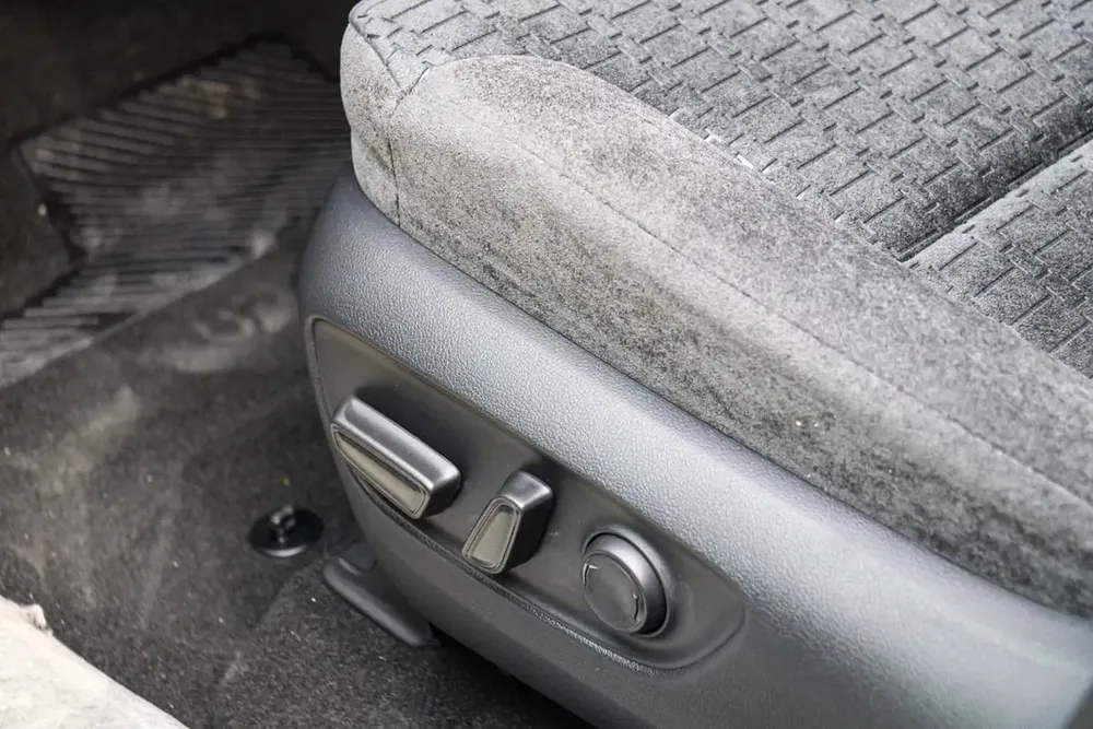 LAND CRUISER GXR V6 TURBO AX-A00 2026 - Image 7