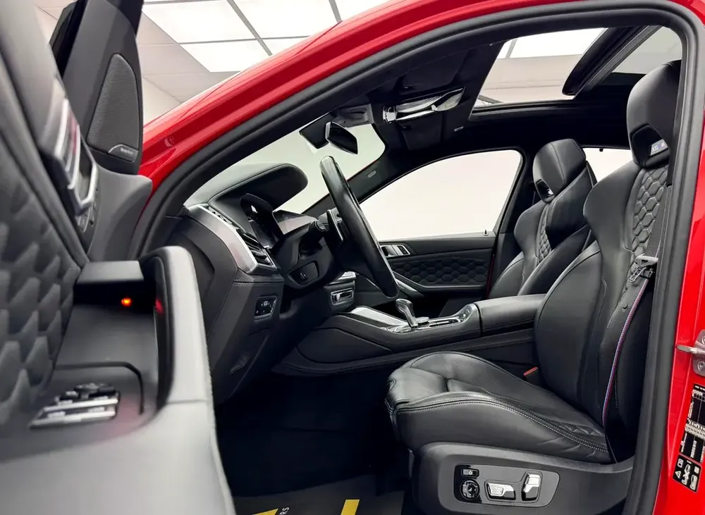 2022 BMW X6M Competition, 3/2027 BMW Warranty and Service Pack, BMW Service History, GCC - Image 11