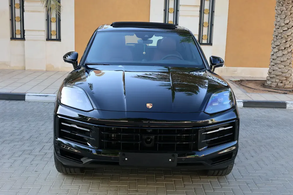 Porsche Cayenne  2024-62000KM-2024-GCC SPECS-5 YEAR  WARRANTY  SERVICE - Image 8