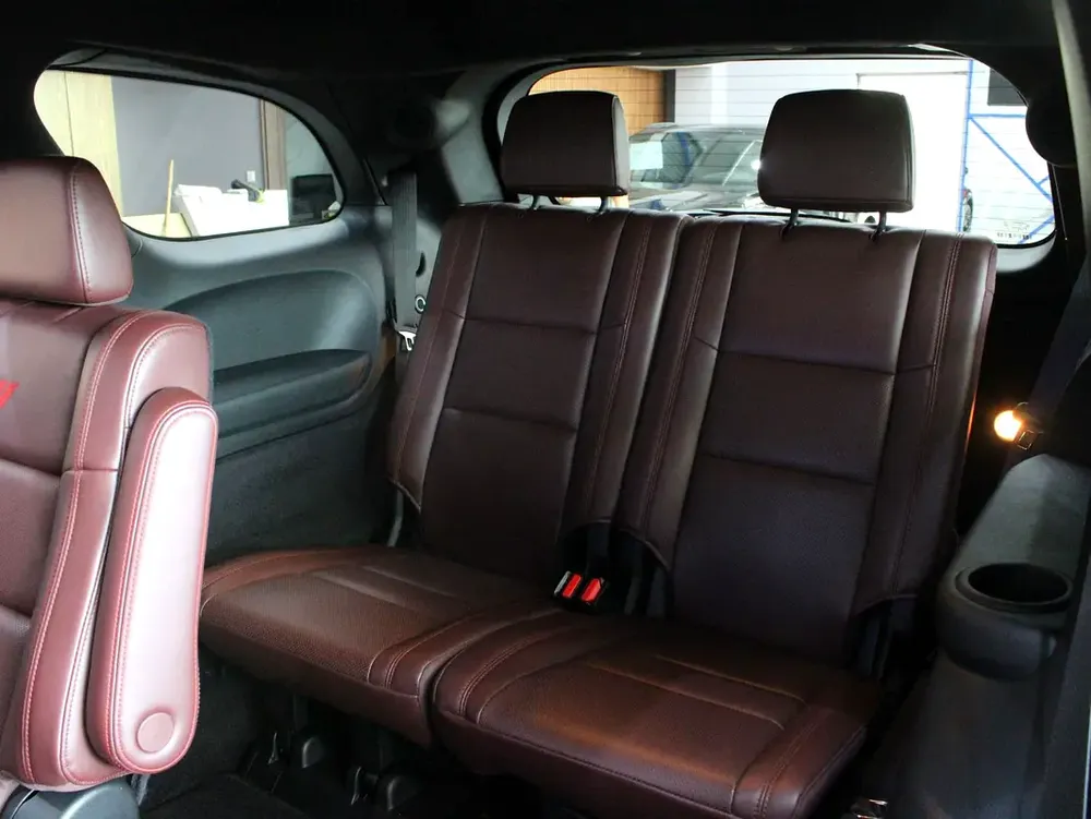 2024 - Dodge Durango R/T HEMI V8 with warranty - Image 13
