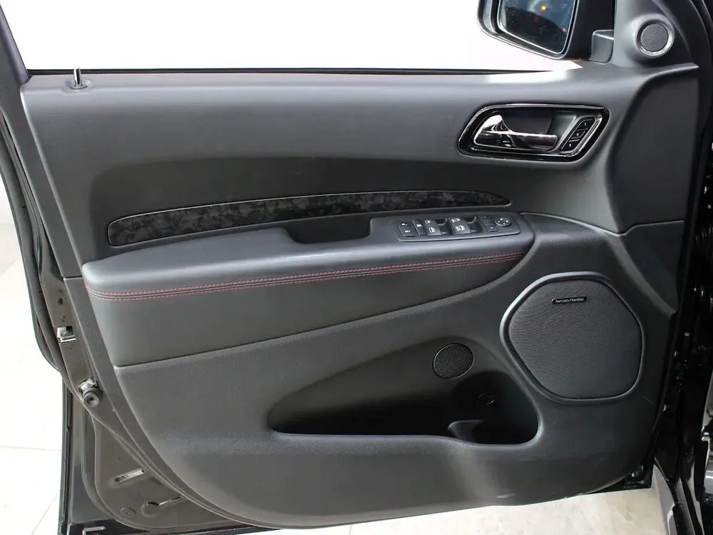 2024 - Dodge Durango R/T HEMI V8 with warranty - Image 18