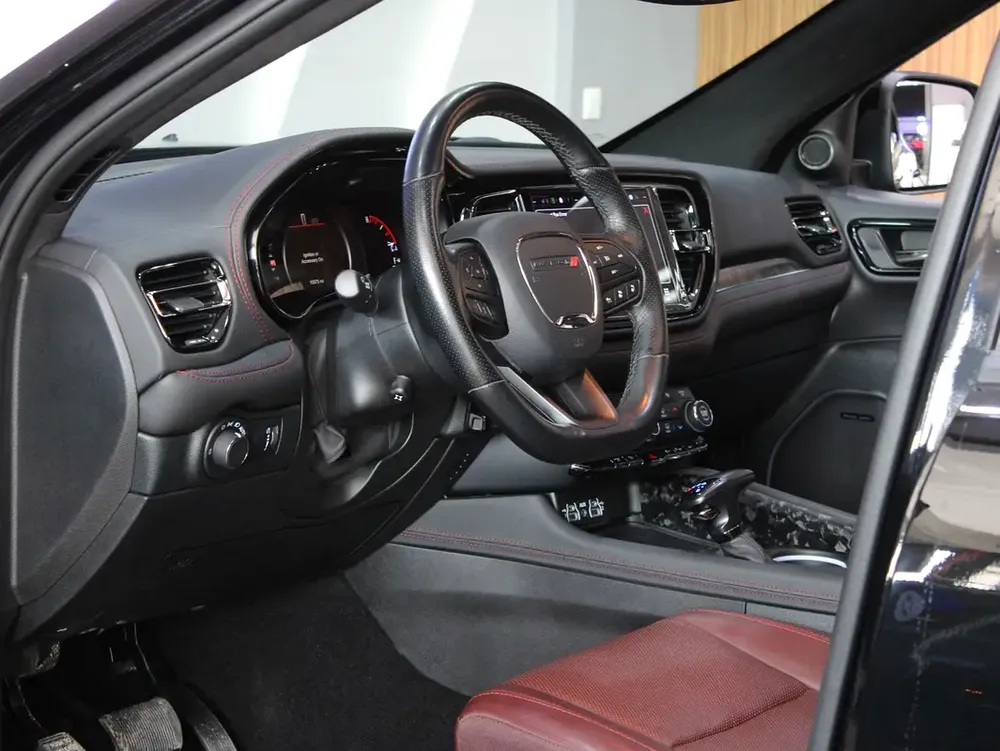 2024 - Dodge Durango R/T HEMI V8 with warranty - Image 9