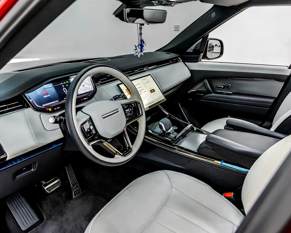 RANGE ROVER SPORT HSE DYNAMIC P400 - V6 - 2024 - GCC - AL TAYER WARRANTY - BRAND NEW CONDITION - Image 6