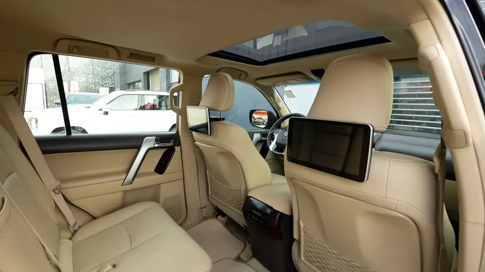Toyota Land Cruiser Prado 2017 GCC specs - Image 20