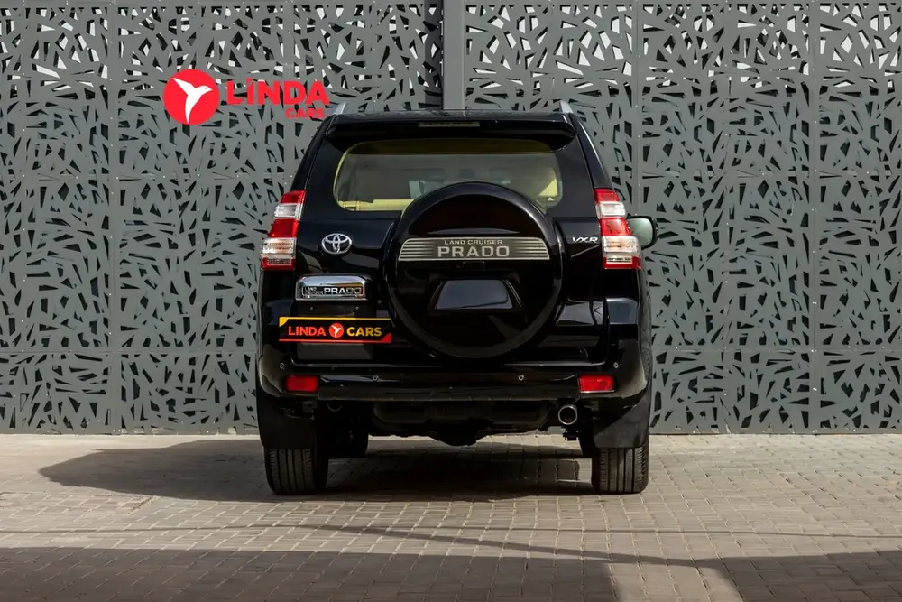 Toyota Land Cruiser Prado 2017 GCC specs - Image 5