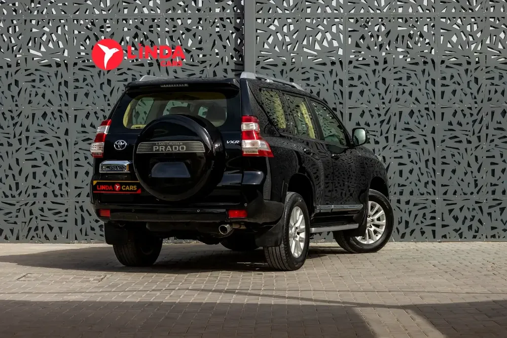 Toyota Land Cruiser Prado 2017 GCC specs - Image 7
