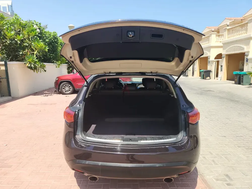 Infiniti FX35 2009 in Good Condition - Image 10