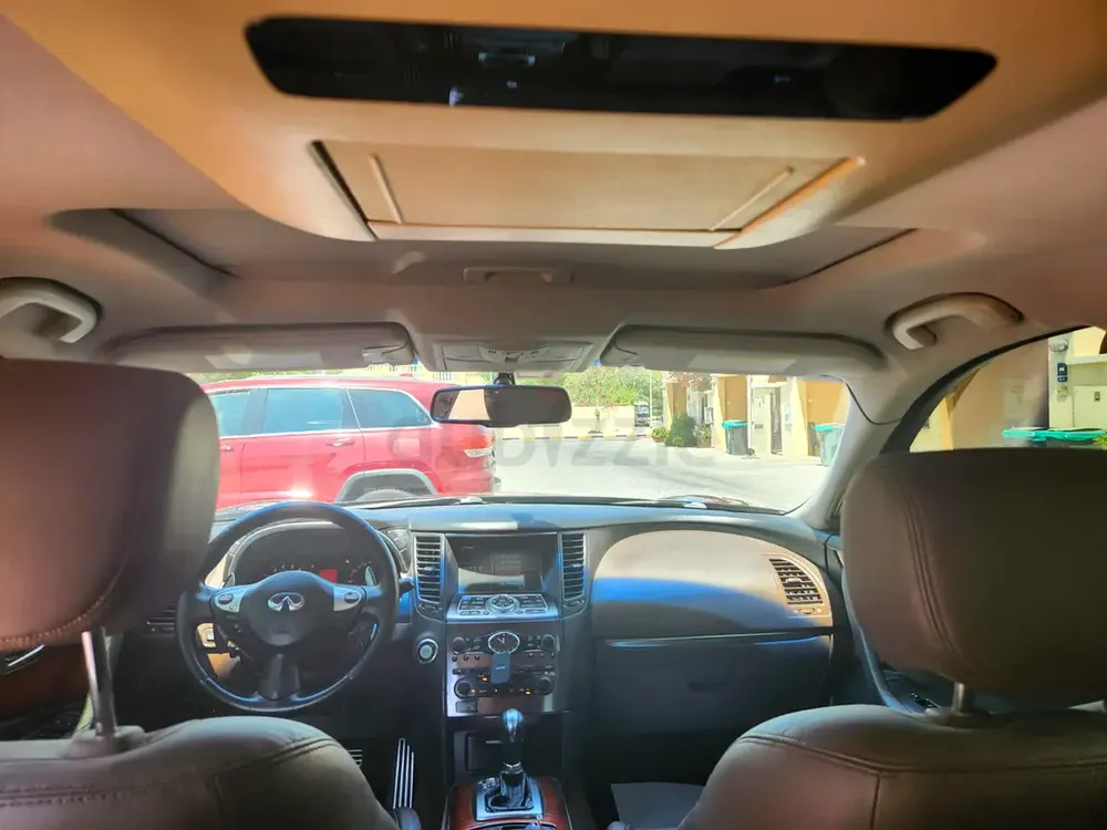 Infiniti FX35 2009 in Good Condition - Image 6