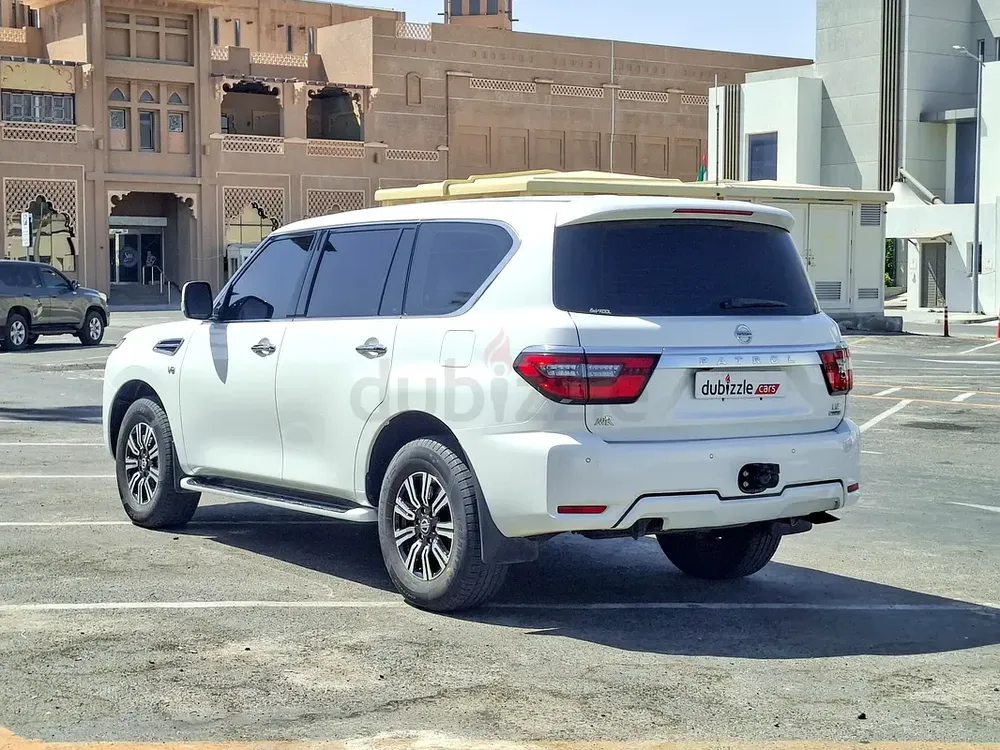 AED 2204/month | 2021 Nissan Patrol LE T2 | GCC Specs | Ref#461576 - Image 8