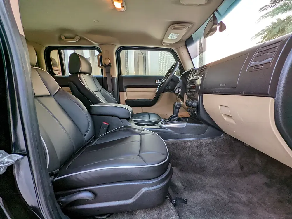 HUMMER H3 2006 G.C.C SPECIFICATION IN EXCELLENT CONDITION - Image 4