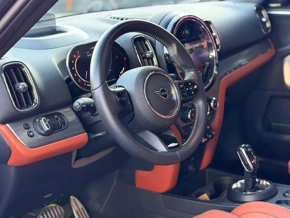 Mini Cooper Country Man JCW Gcc Under Warranty Servers - Image 11