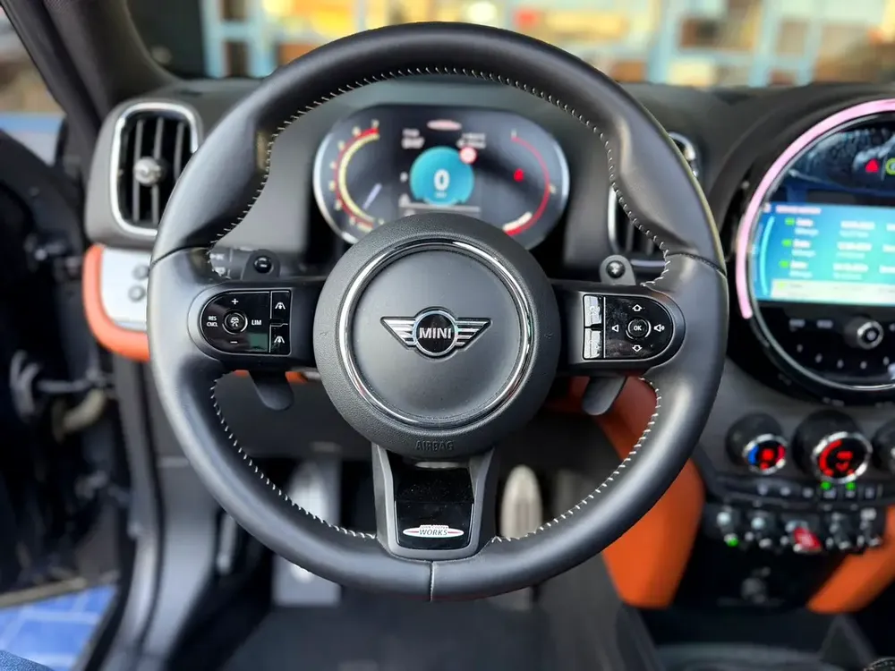Mini Cooper Country Man JCW Gcc Under Warranty Servers - Image 14