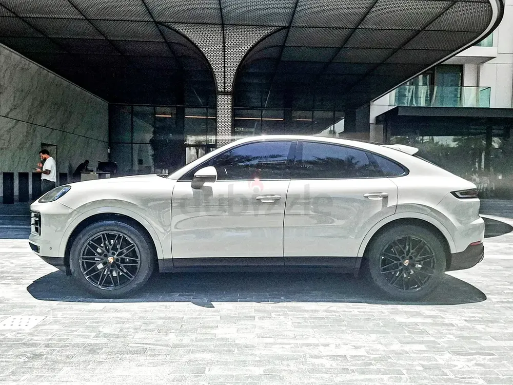 AED 6534/month | 2024 Porsche Cayenne Coupe | GCC Specs | Ref#473619 - Image 5
