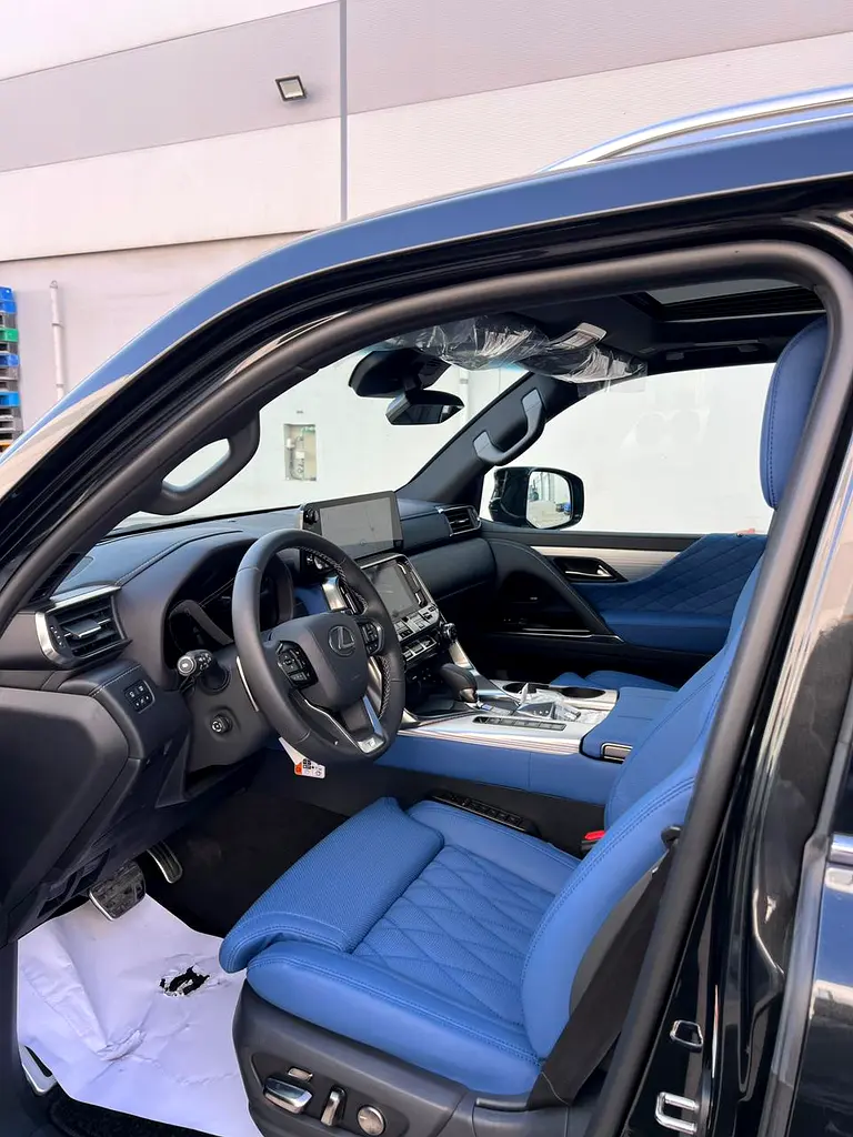 Lexus LX-Series LX700h Signature - Image 10