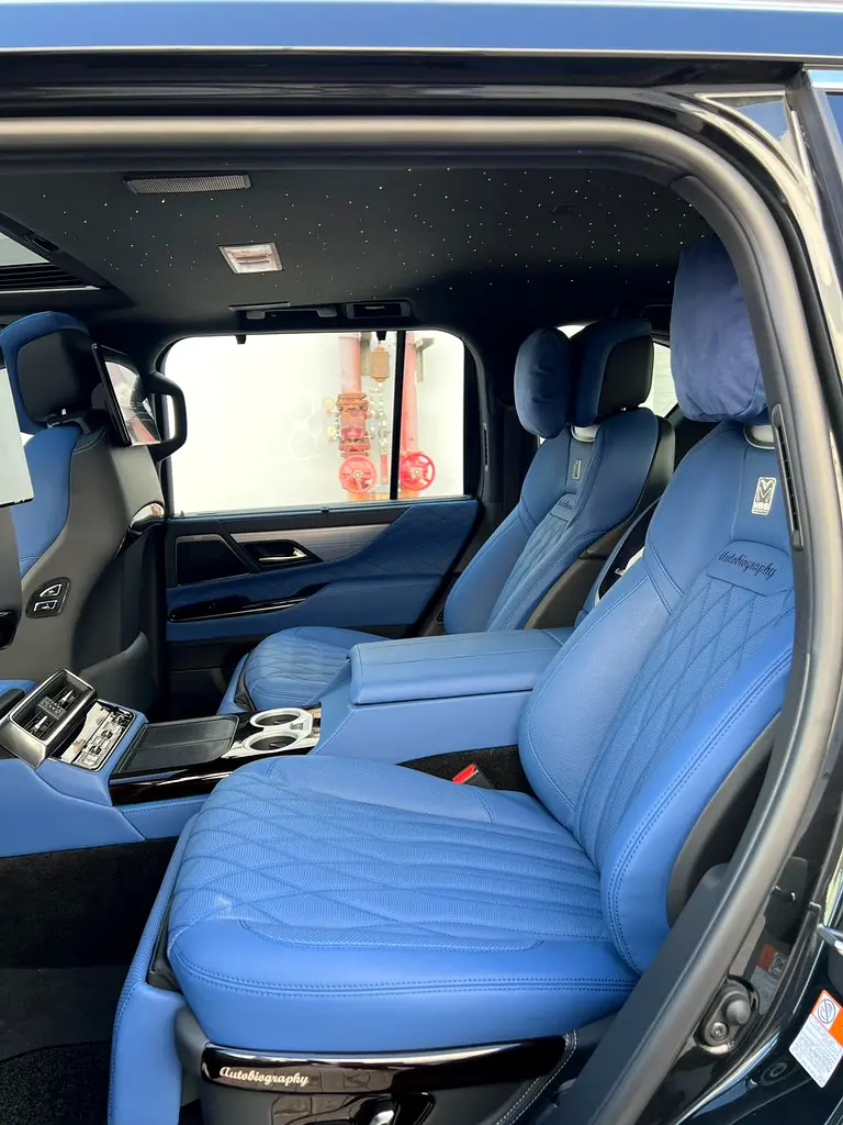 Lexus LX-Series LX700h Signature - Image 9