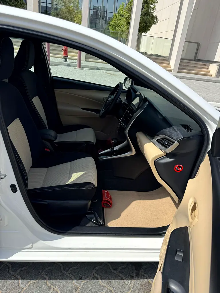 Toyota Yaris 2019 SE GCC Specs - Image 6