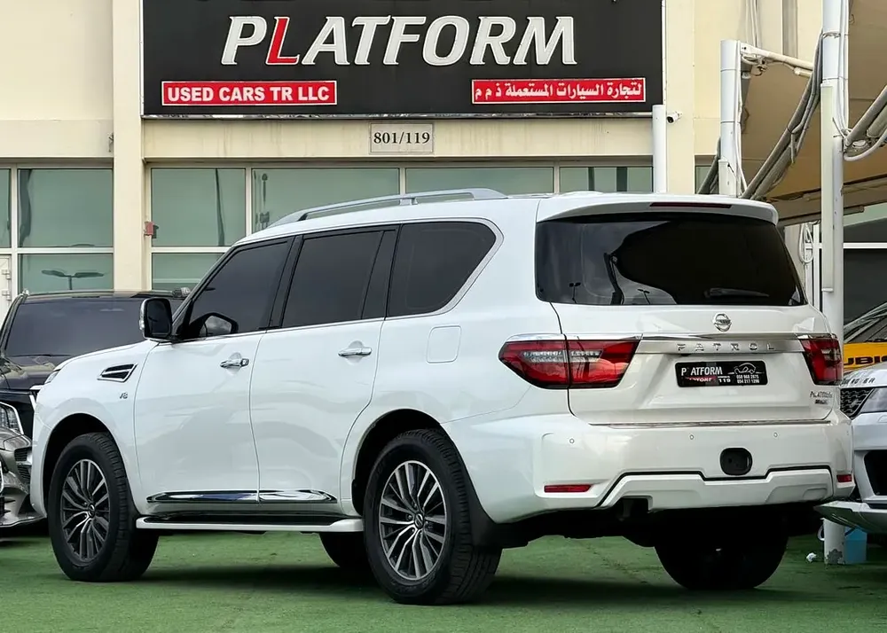 Nissan Patrol LE Titanium 2020 - GCC Specs نيسان باترول تيتانيوم 2020 خليجي - Image 4
