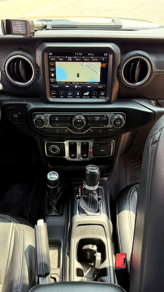2021 Jeep Wrangler Sahara - GCC Specs - Image 13