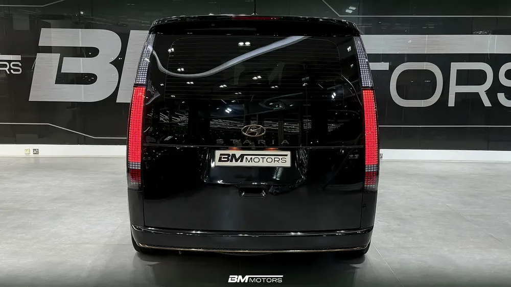 Hyundai Staria Luxury 2023 - GCC Specs - Under Warranty - Image 5