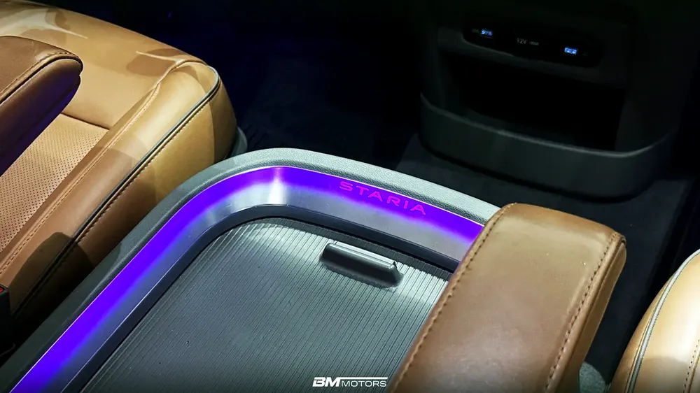 Hyundai Staria Luxury 2023 - GCC Specs - Under Warranty - Image 9