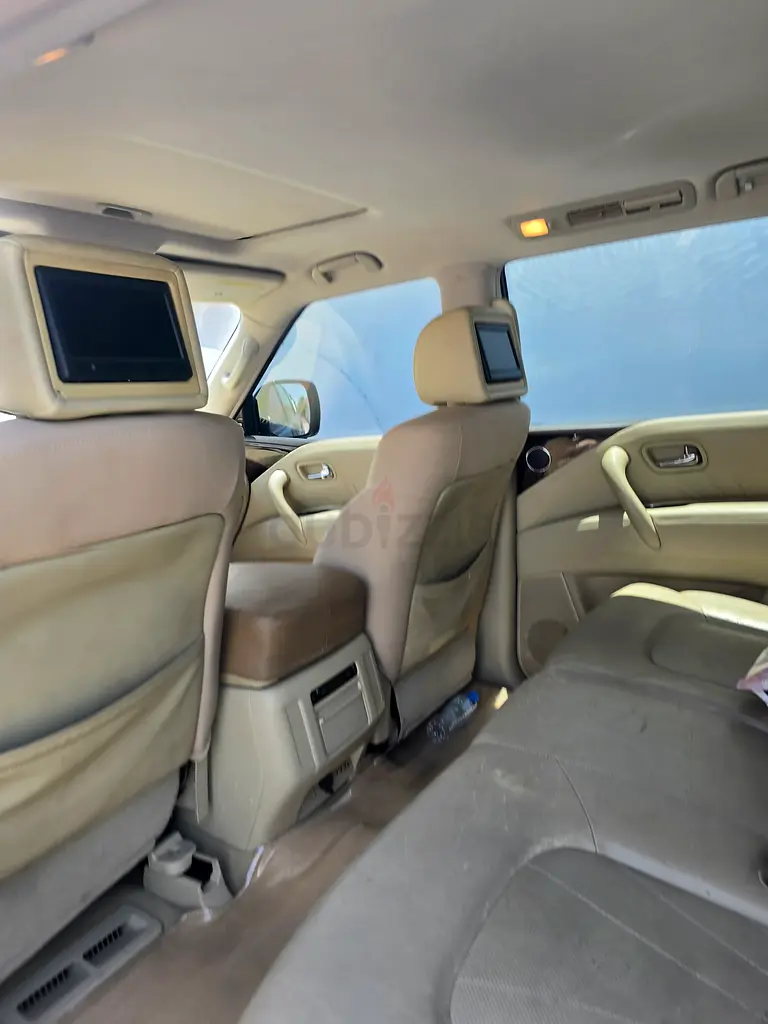 Infiniti QX56 2012 Standard GCC Specs - Spacious Luxury V8 - Image 4