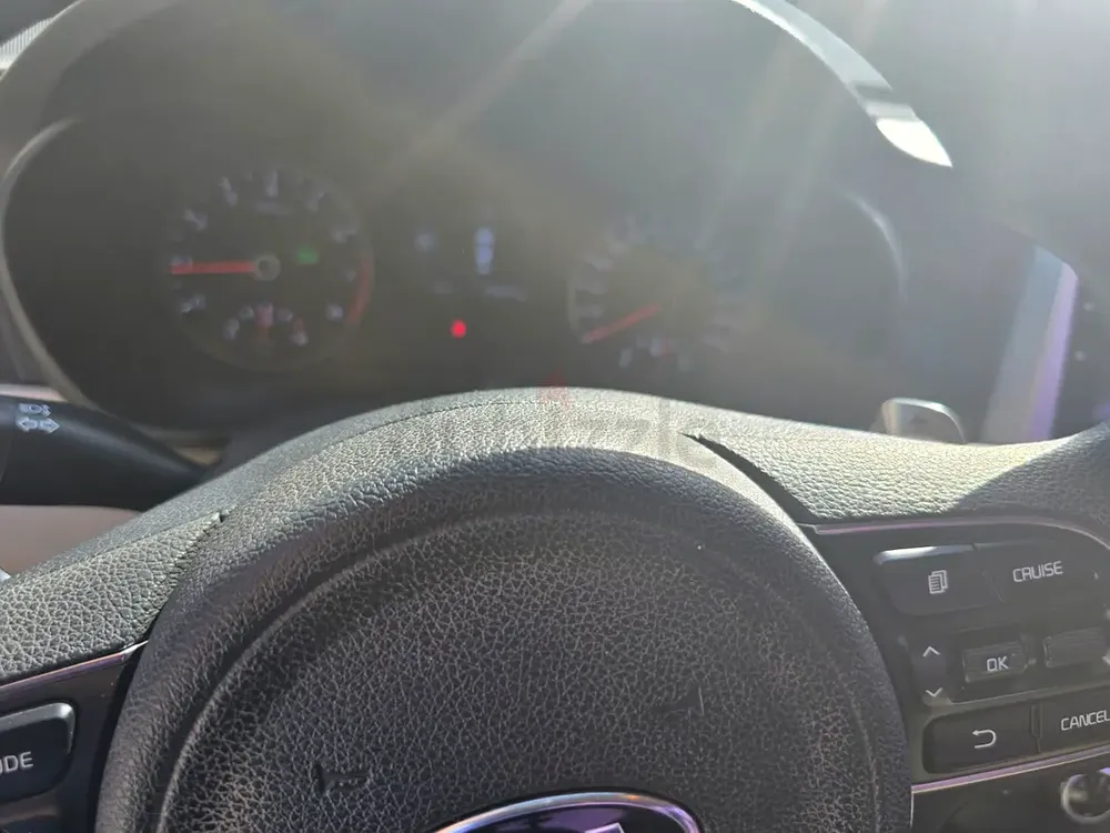 Kia Optima 2018 GCC Service Contract | No Expense Car | NEW Tyres + Battery - Image 11