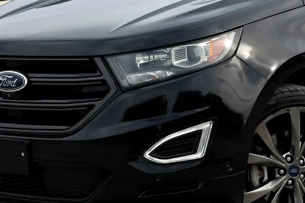 Ford Service History / 2 Keys | Ford Edge Sport 2017 GCC Specifications (Single Owner) - Image 6