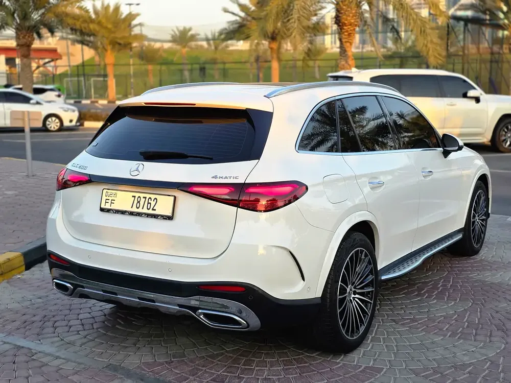 GLC 200 AMG 2024 GCC PERFECT CONDITION - Image 8