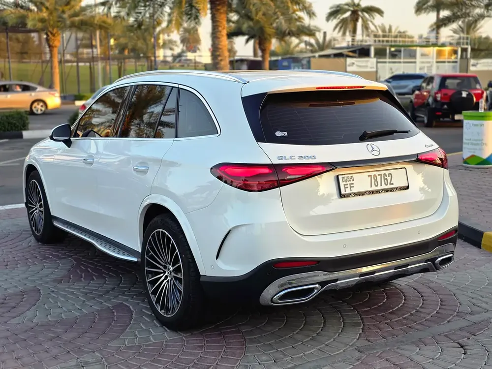 GLC 200 AMG 2024 GCC PERFECT CONDITION - Image 9