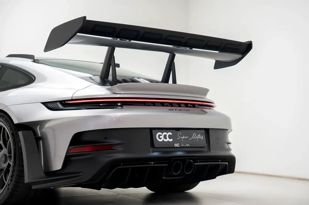 GCC SPECS WARRANTY - 2024 PORSCHE 911 GT3 RS WEISSACH + MAGNESIUM RIMS + PCCB + CARBON ROLL CAGE - Image 19