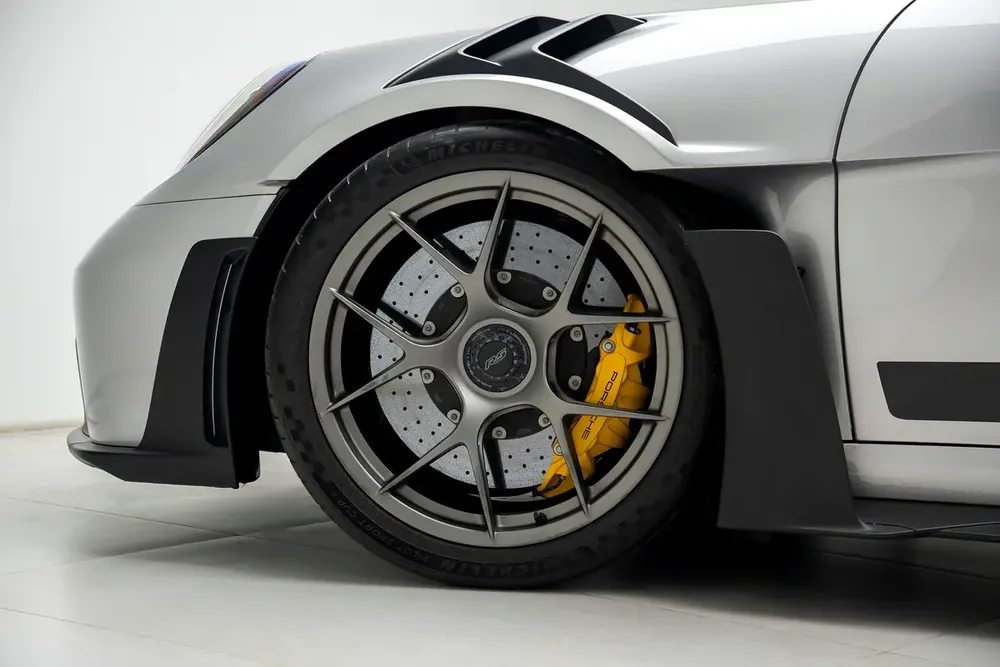 GCC SPECS WARRANTY - 2024 PORSCHE 911 GT3 RS WEISSACH + MAGNESIUM RIMS + PCCB + CARBON ROLL CAGE - Image 6