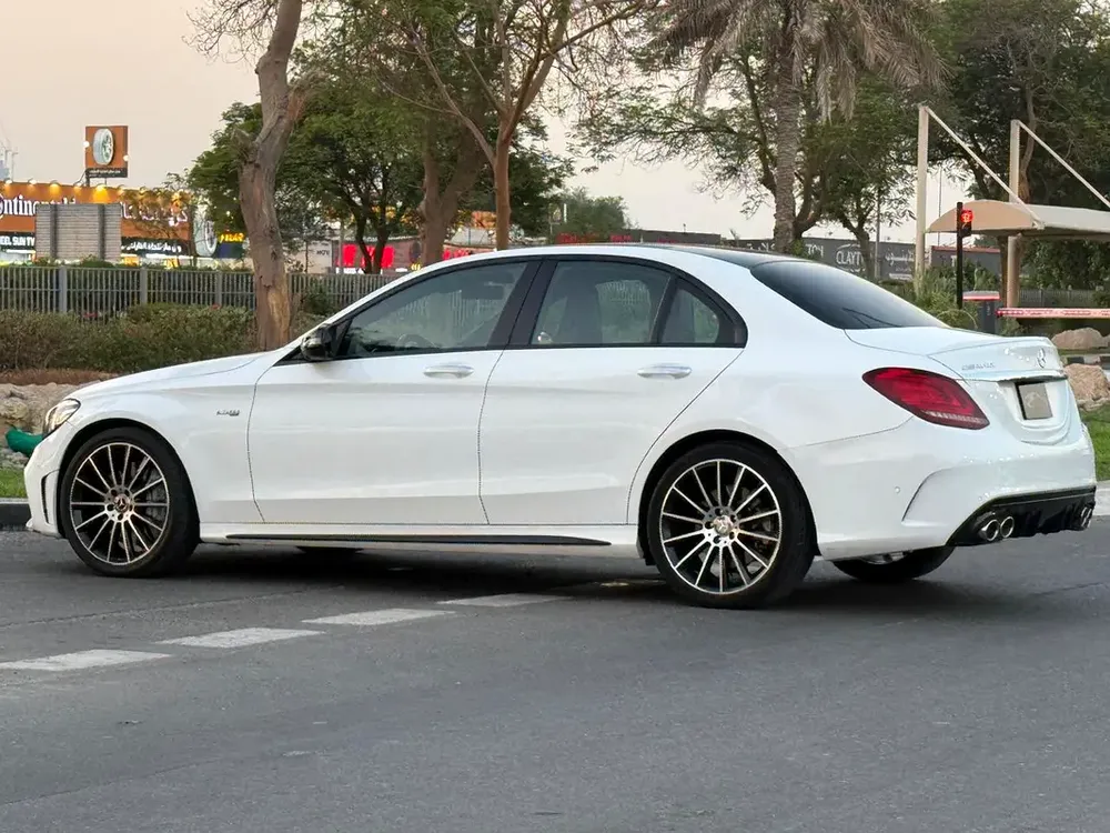 MERCEDES BENZ C43 AMG 2021 EDITION AMG SEATS FULL OPTION IN VERY LOW MILEAGE WITH ONE YEAR WARRANTY - Image 4